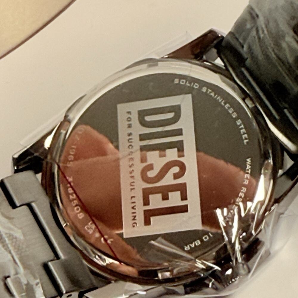 Diesel DZ1965 Master Chief Black Dial Gunmetal Stainless Steel Men's Watch - Picture 6 of 7